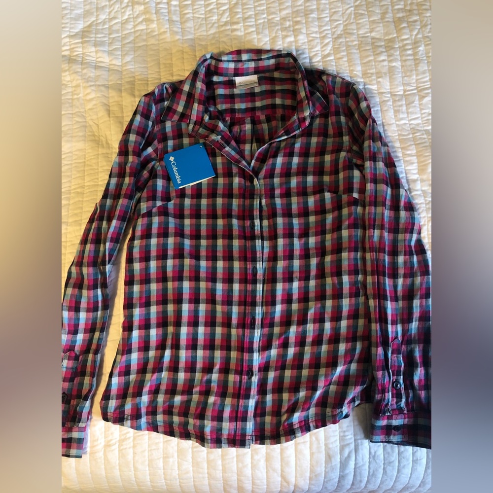 NWT Womens plaid shirt
